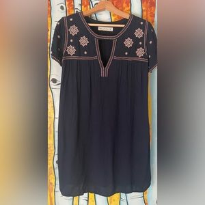 Size large Abercrombie and Fitch embroidered dress